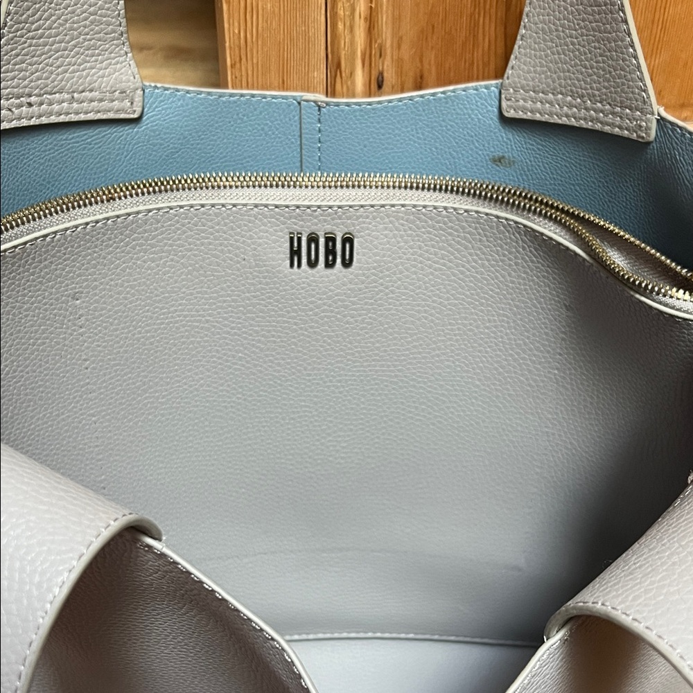 HOBO Vida Tote - Picture 11 of 11